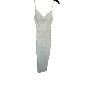B Darlin Large bow Tie Back White Sequin Dress Size 0 Hoco Bridal Party Formal